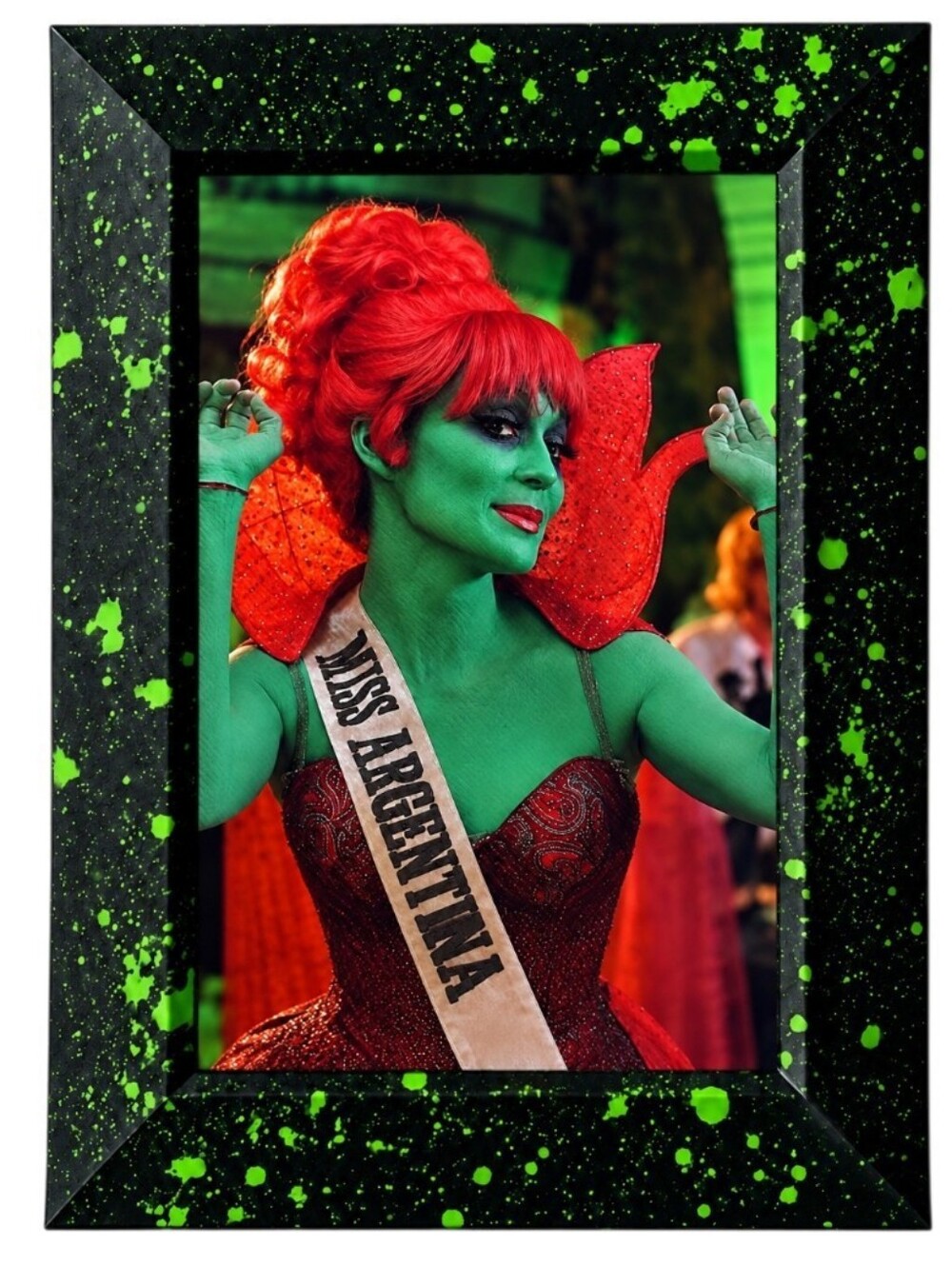 Beetlejuice vintage Retro Miss Argentina 90s Cult  Movie Art Halloween Movie Art